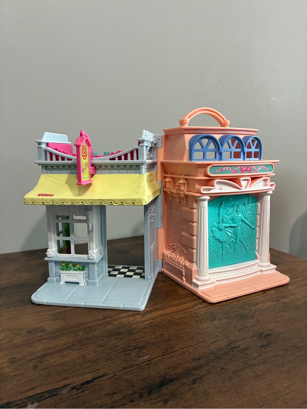 Vintage 2001 Fisher-Price Sweet Streets Candy Shop & Dance Studio *Building Only
